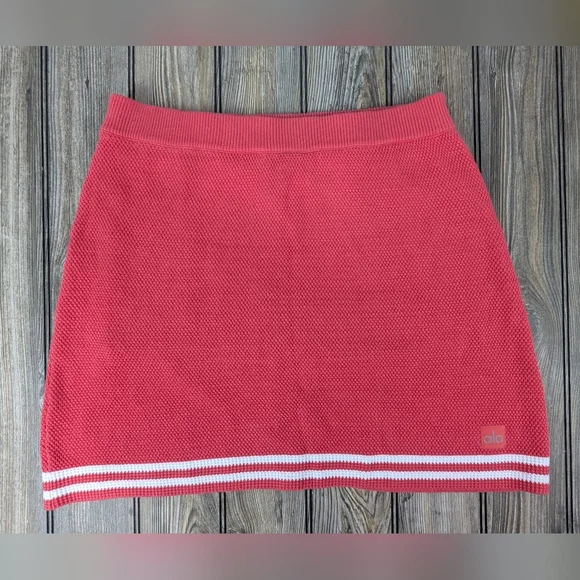 Alo Size Large Sweater Skirt In Candy Red With White Stripes Lined With Shorts - Picture 4 of 14